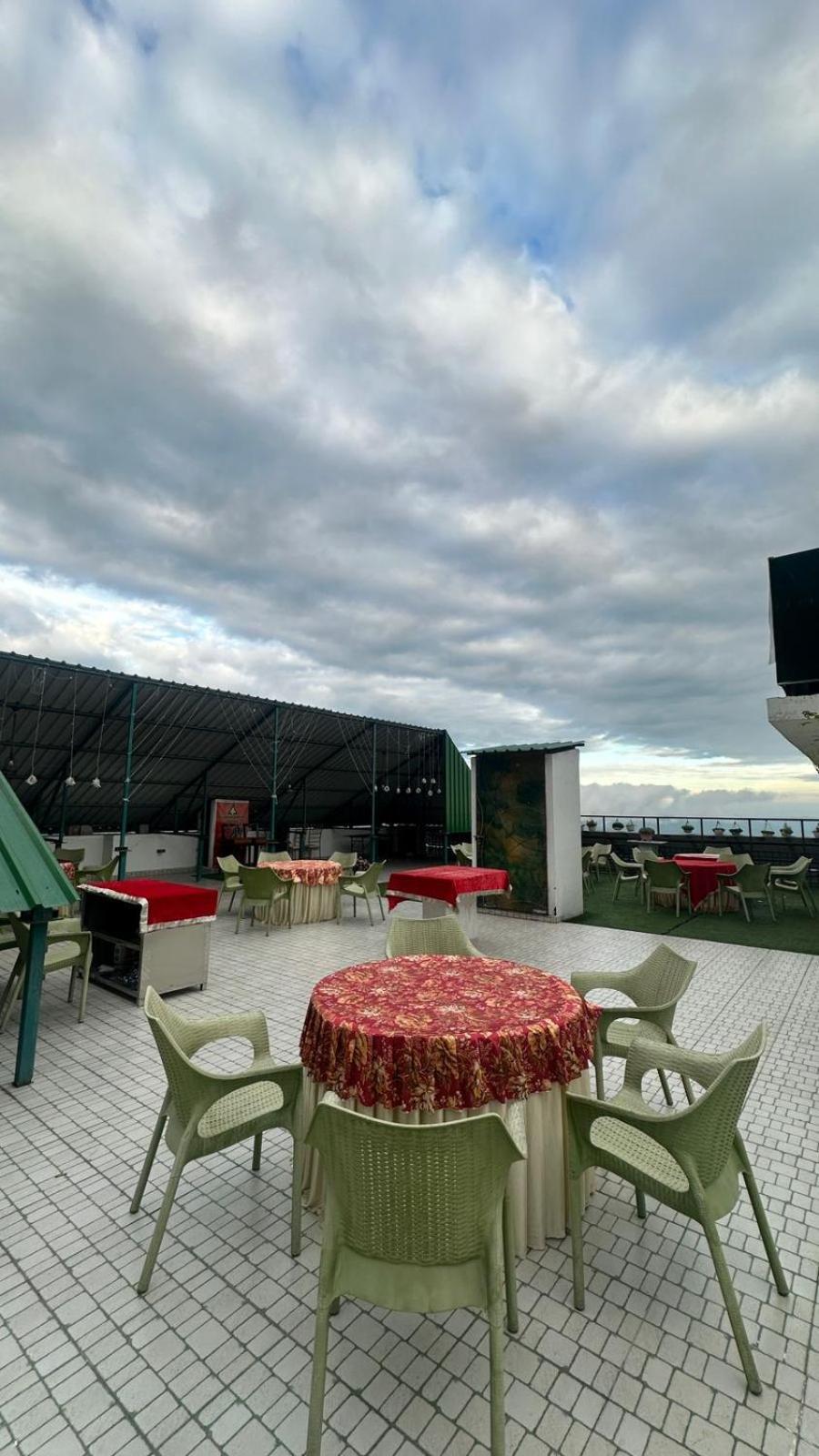 Peaks And Pines Resort Lansdowne Eksteriør bilde